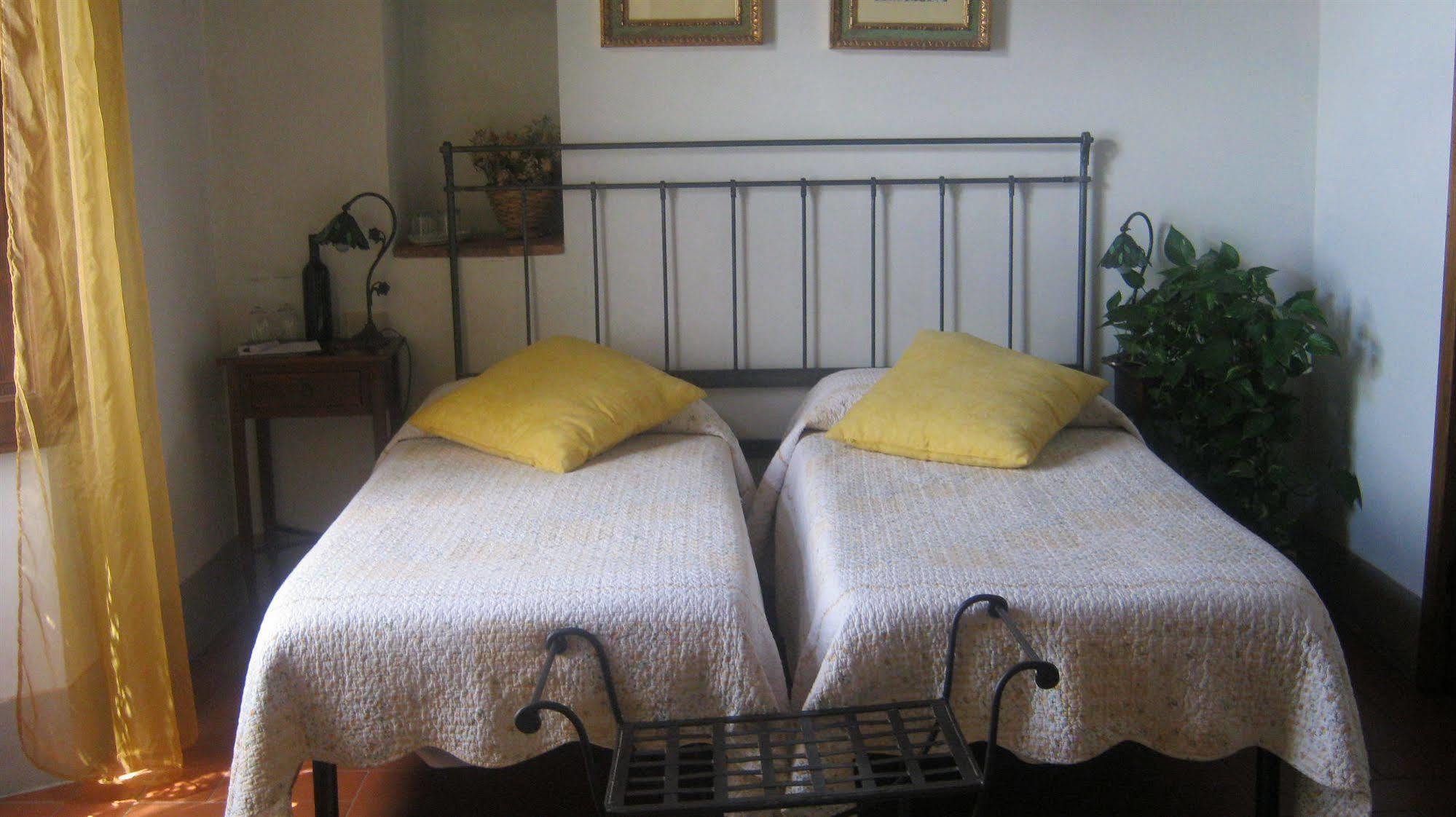 Bed and Breakfast La Fonte Del Cieco Гайоле-ін-К'янті Екстер'єр фото